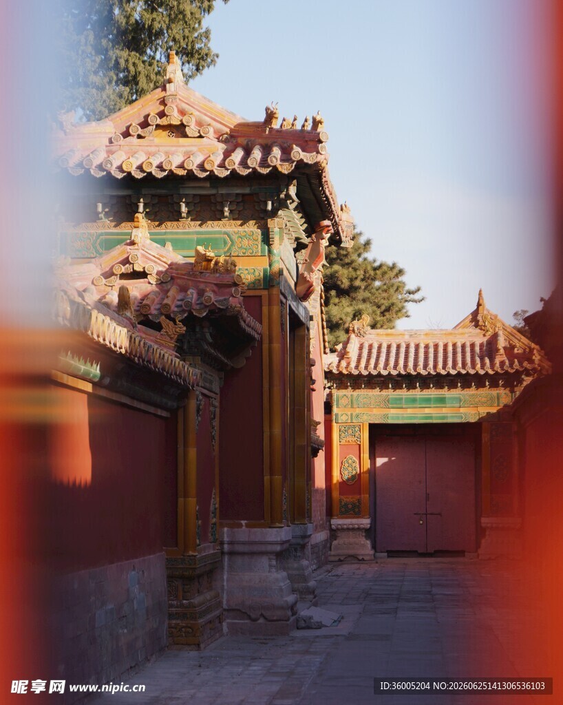 故宫红墙古建筑一角