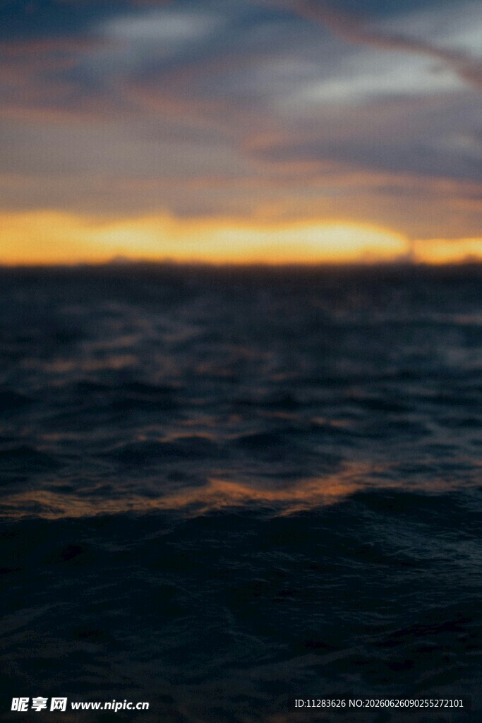 海上日落美景