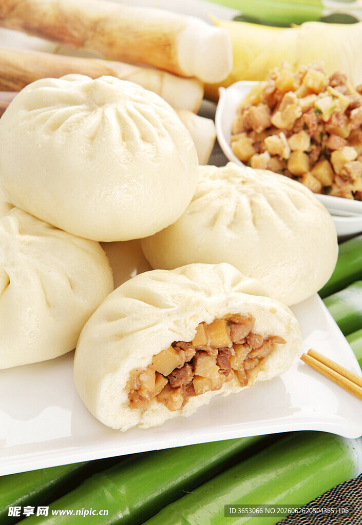 美味肉馅包子鲜香诱人