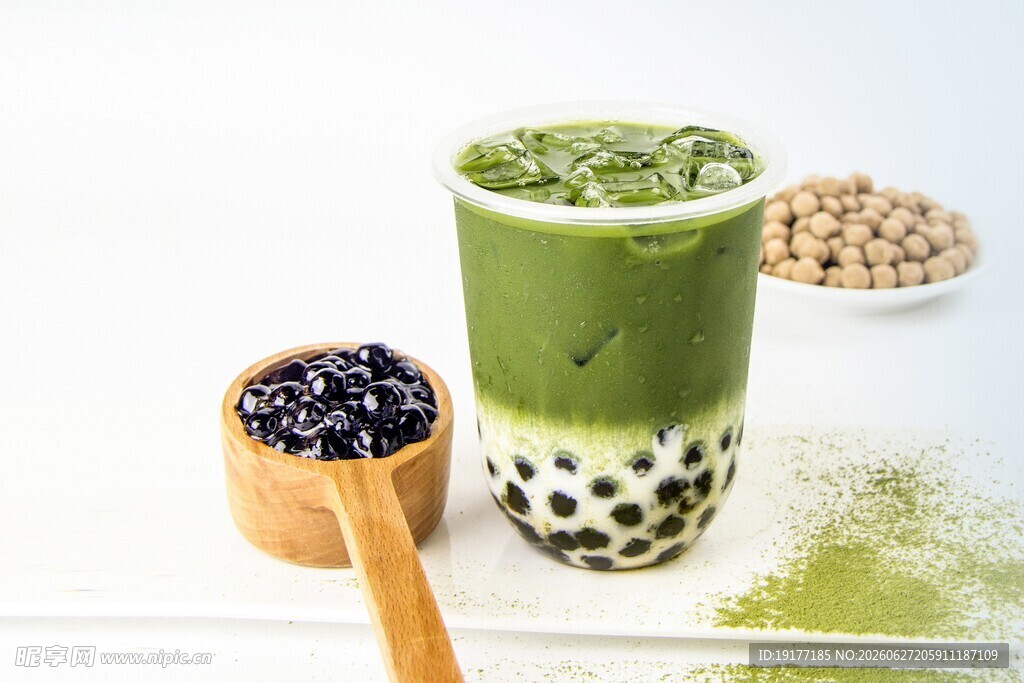 抹茶珍珠奶茶及配料展示