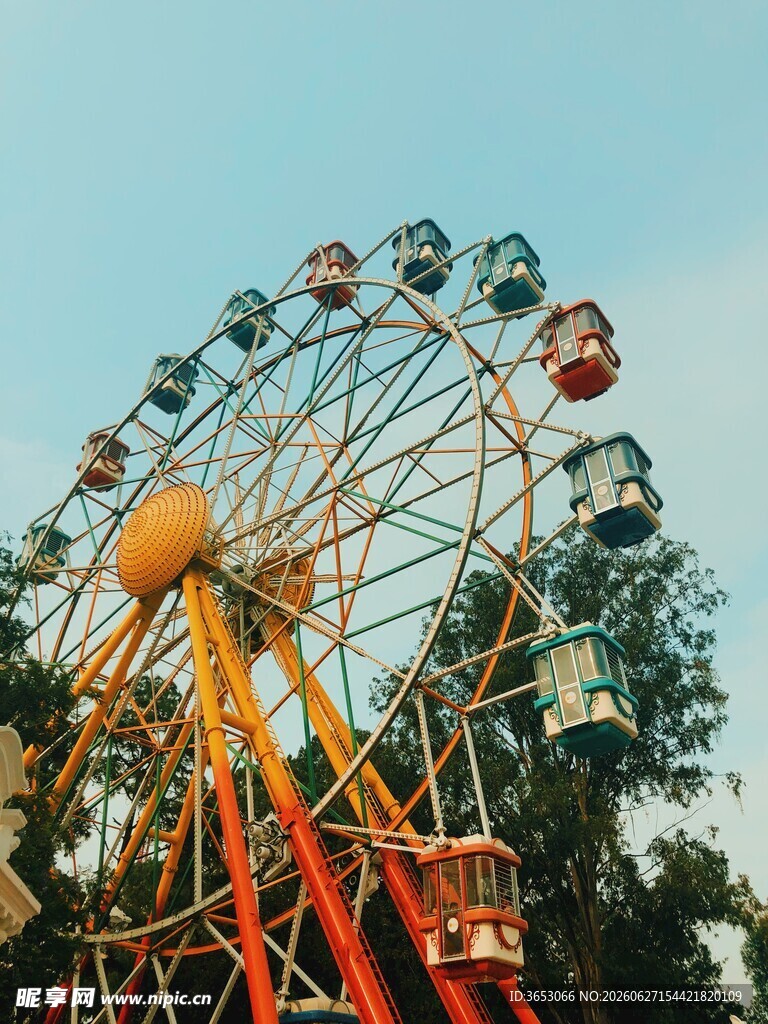 浪漫摩天轮城市美好风景