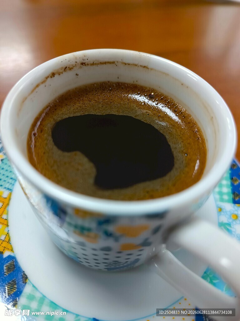 一杯香浓黑咖啡