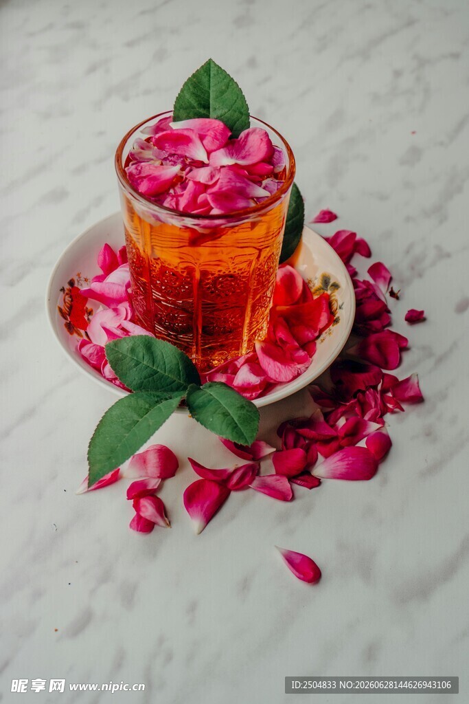 玫瑰 薄荷 茶 饮品 花瓣 杯