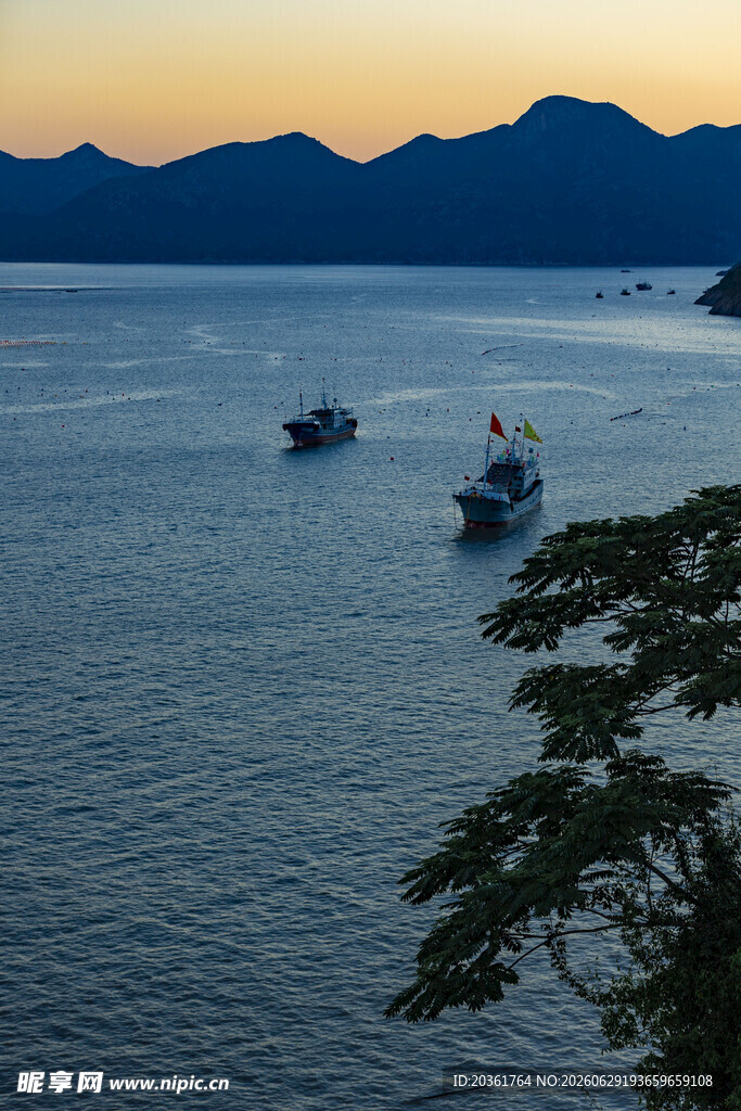 海上船只