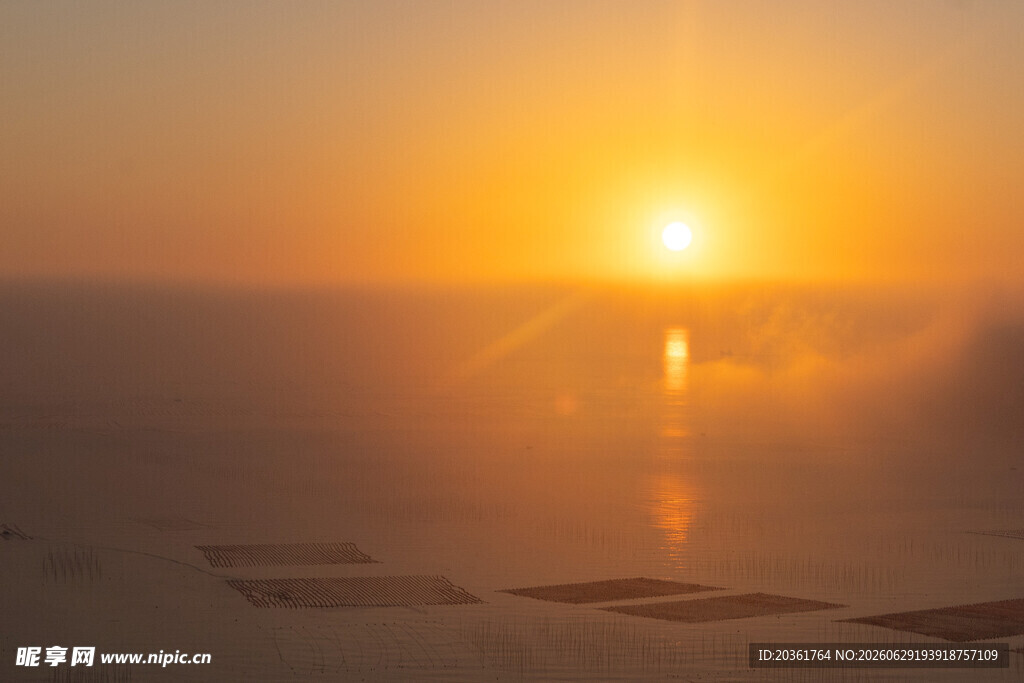 海上日出美景