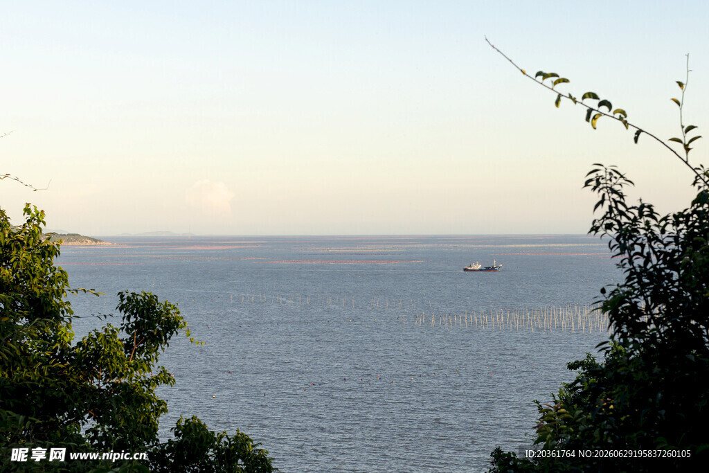 海边黄昏景致