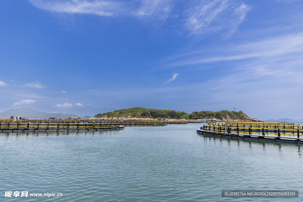 海滨栈桥美景