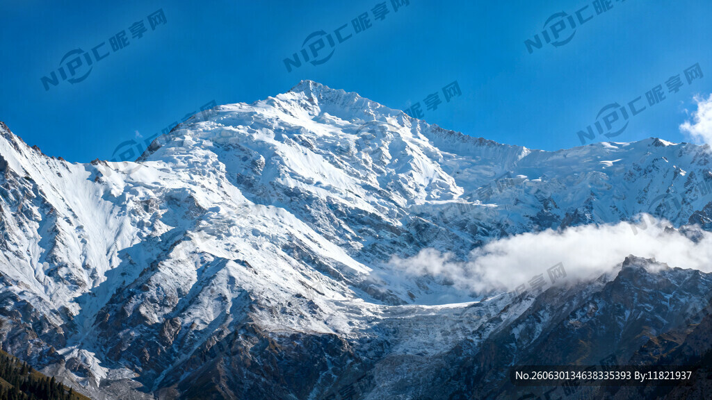 天山  雪山