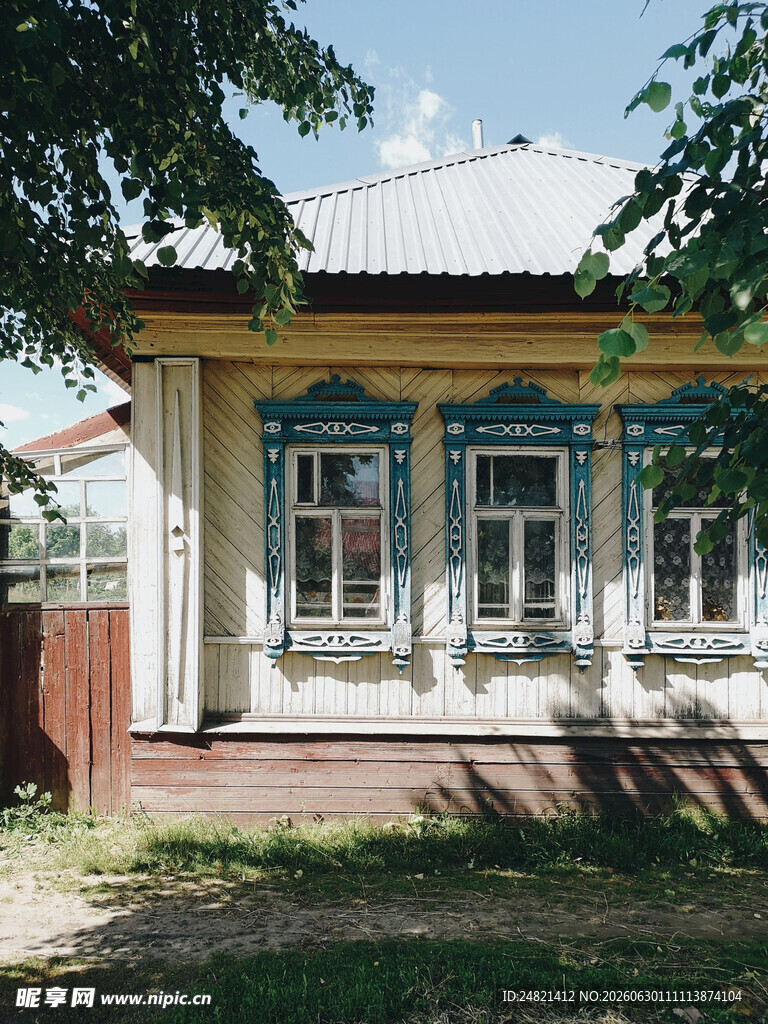 俄罗斯风格彩色小屋