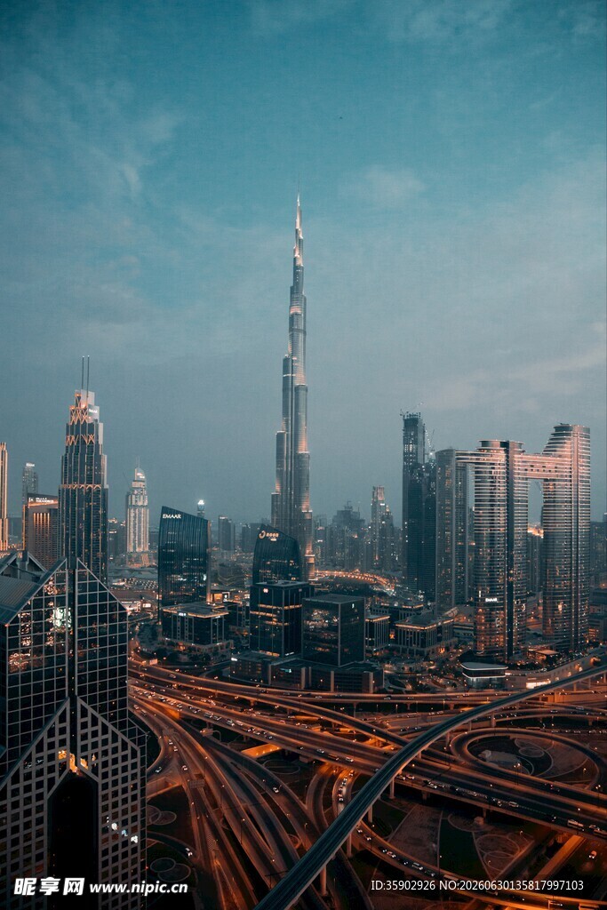 迪拜繁华都市天际线景观