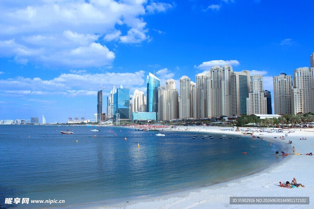 海滨城市美丽天际线景观
