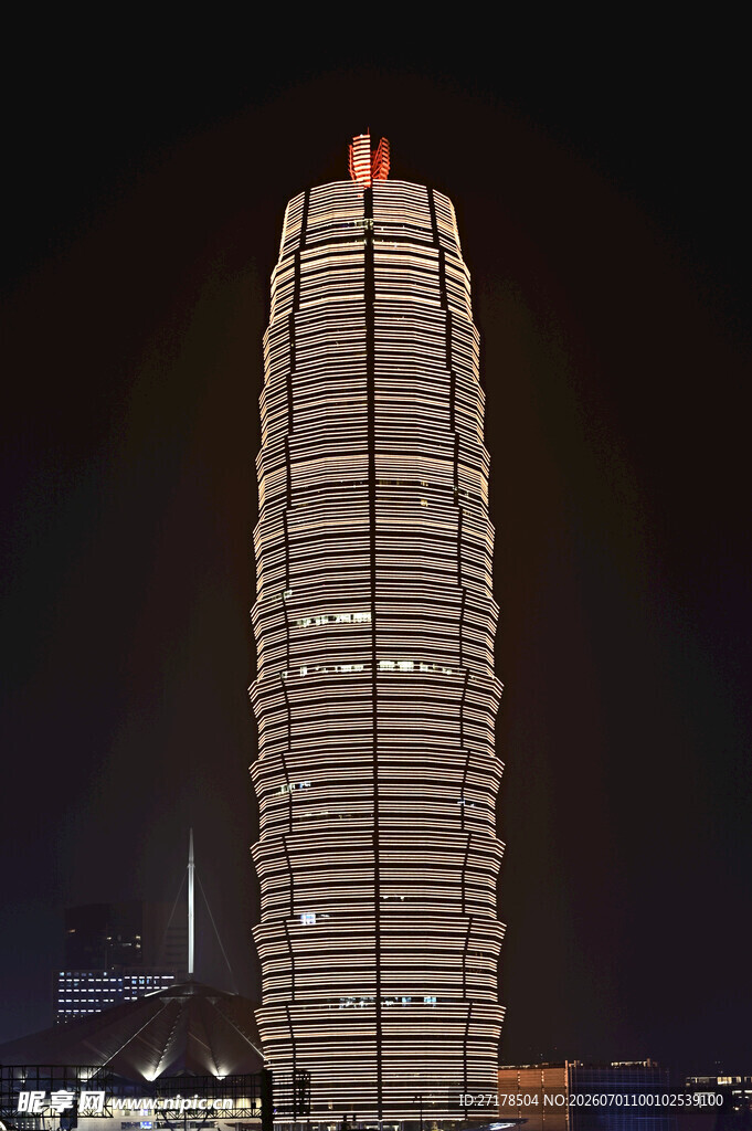 夜晚璀璨高楼夜景