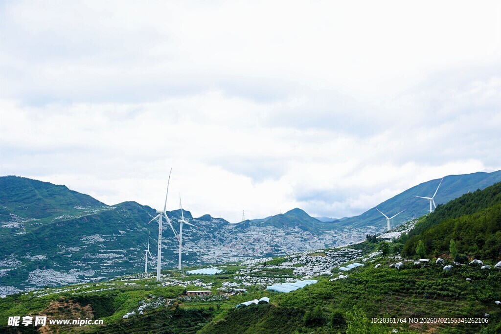 山间风电景观