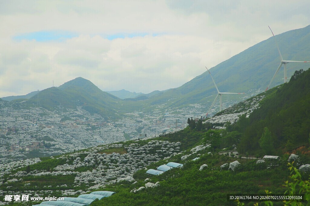 山间村落美景