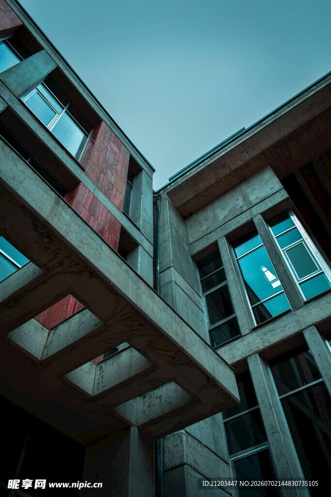 现代风格建筑外观特写