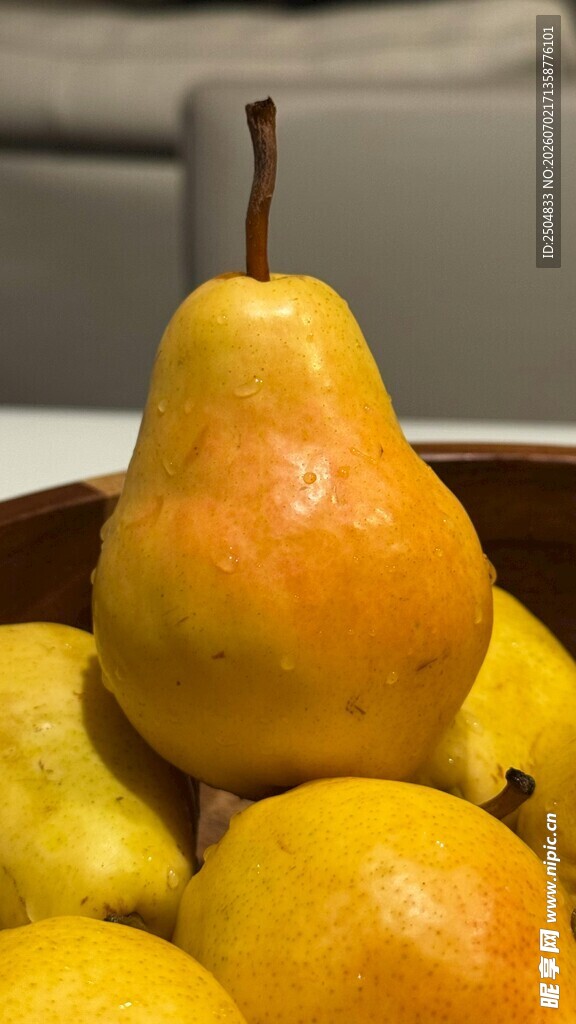 黄梨 水果 堆叠 色泽 诱人 