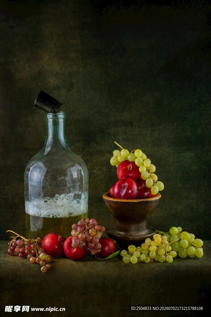 酒瓶 水果 静物 复古 葡萄 
