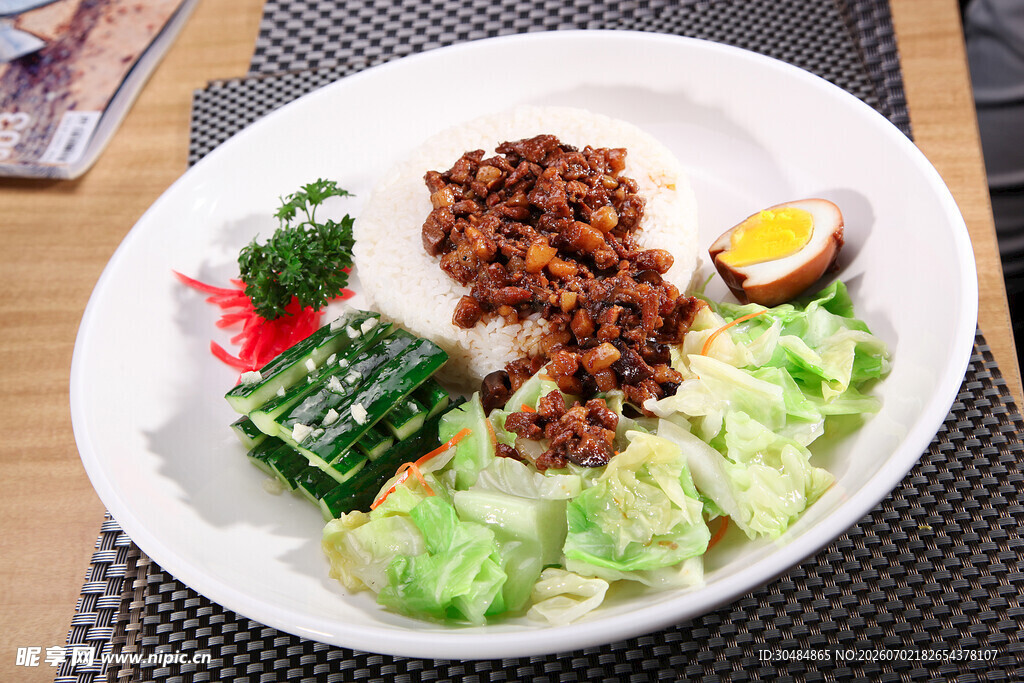 美味家常卤肉拌饭套餐