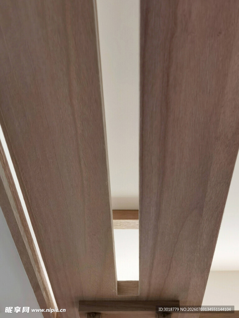 木质天花板横梁设计