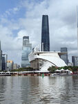 河畔城市风光  现代建筑林立