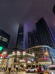 都市夜晚繁华商业街景象