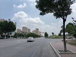 城市宽阔道路风景