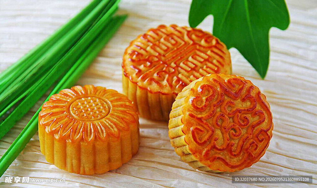 传统美味月饼清新相伴