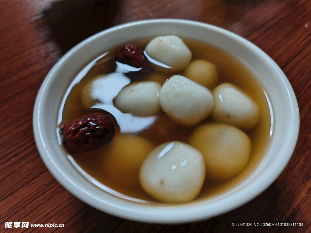 红枣桂圆汤圆