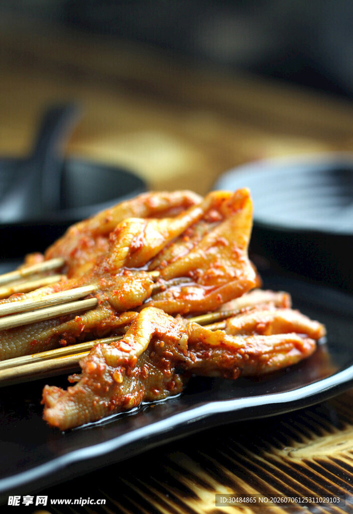 美味烤串诱人飘香