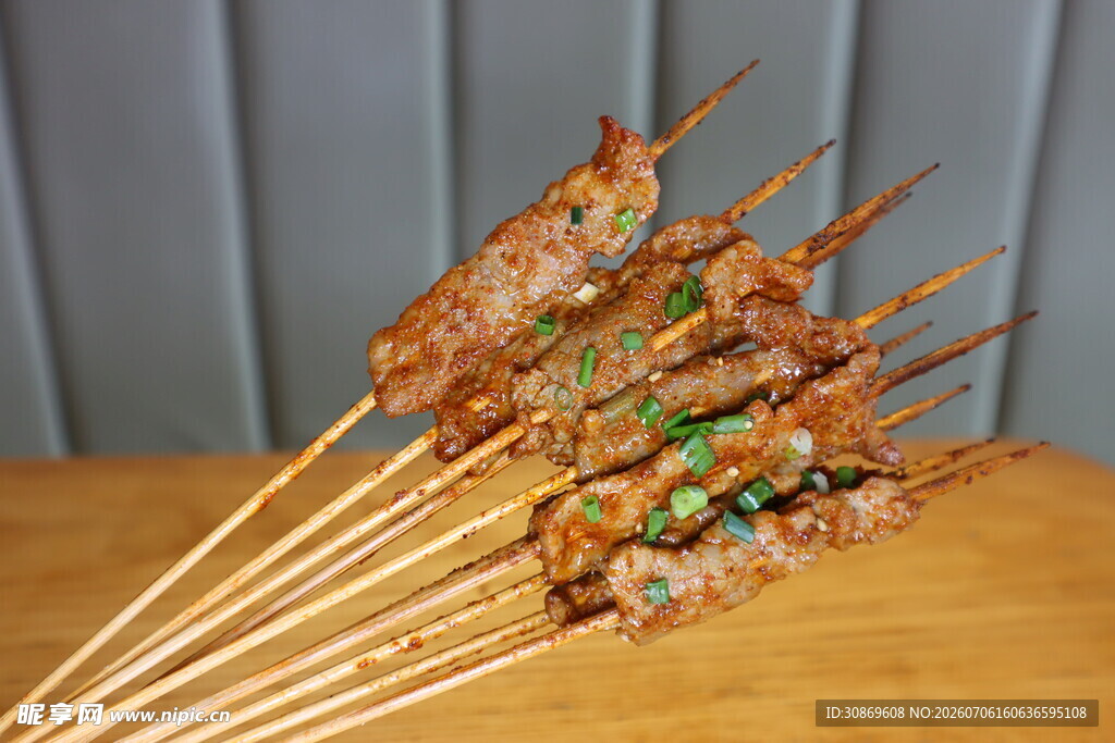 美味烤肉串诱人呈现