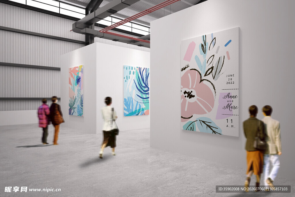 艺术展厅内的观展人群