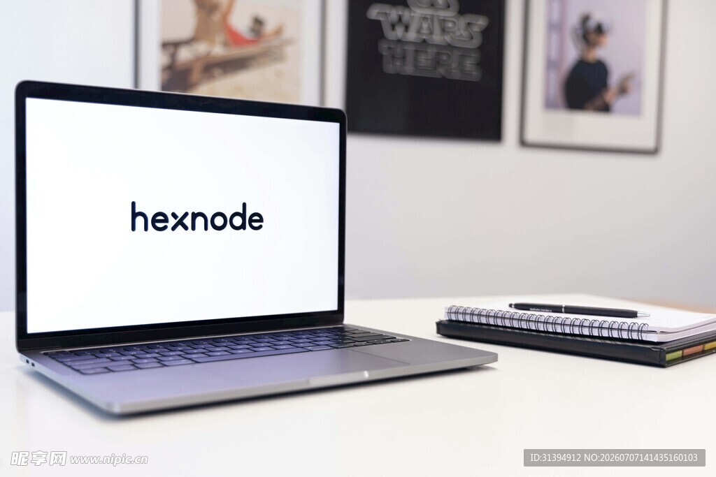 桌上的hexnode笔记本电脑