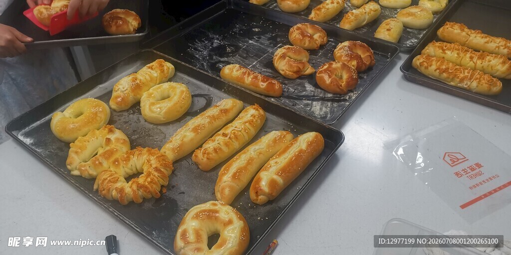 多样美味烘焙糕点展示