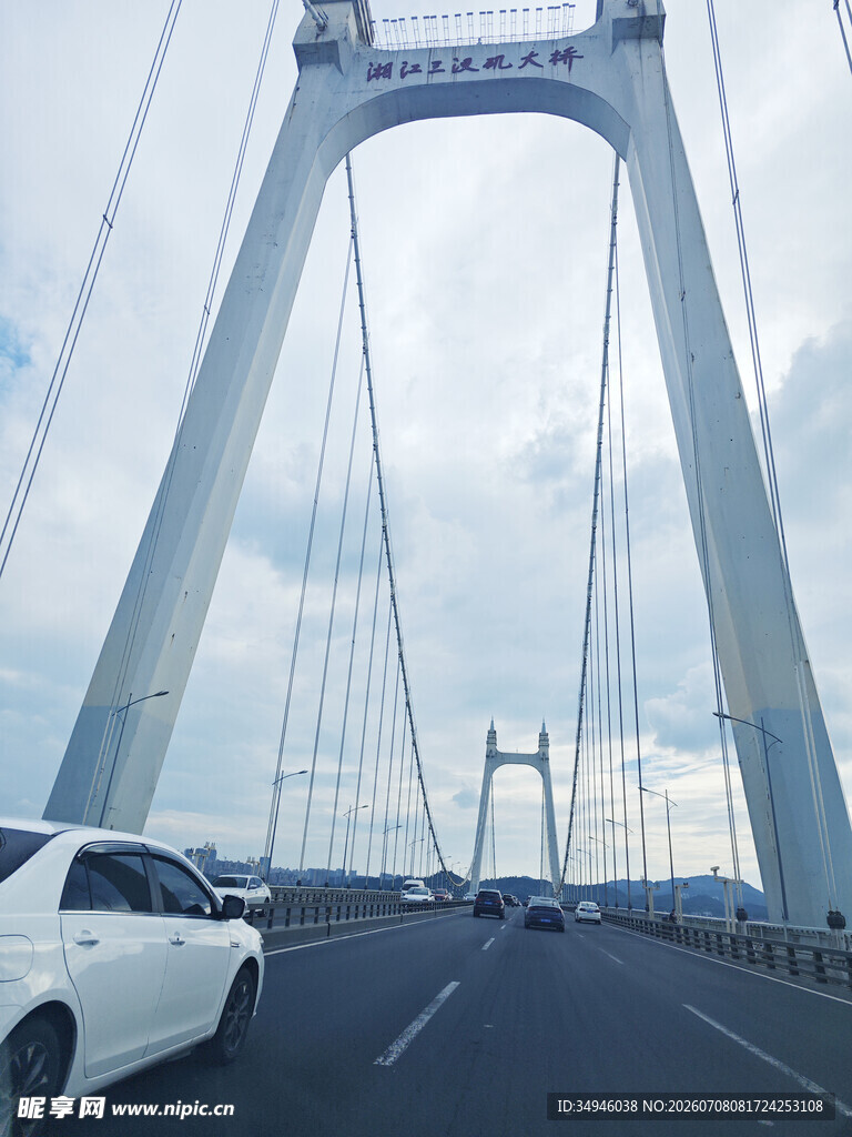 跨海大桥           