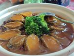 鲍鱼炖菜鲜香诱人