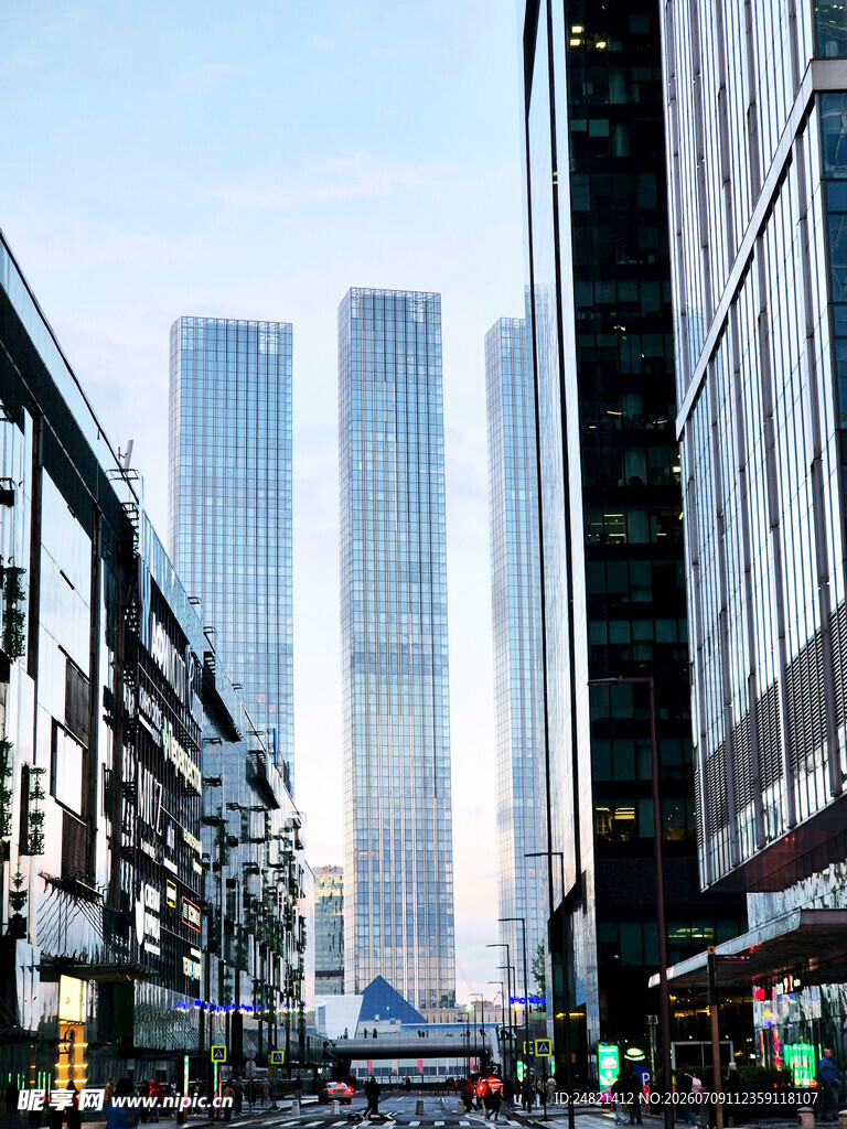 都市繁华街景