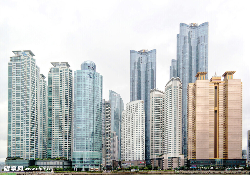 现代都市高楼景观