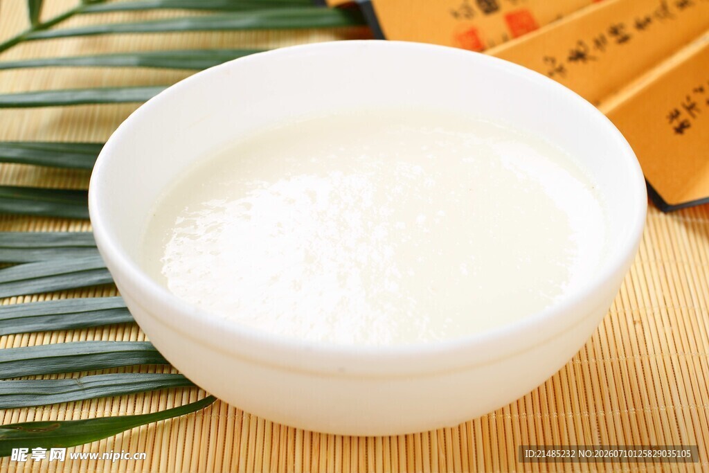 一碗香浓白米粥