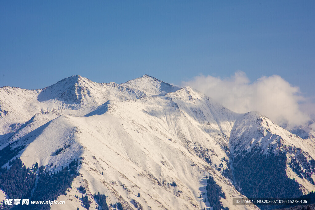 壮丽雪山风景