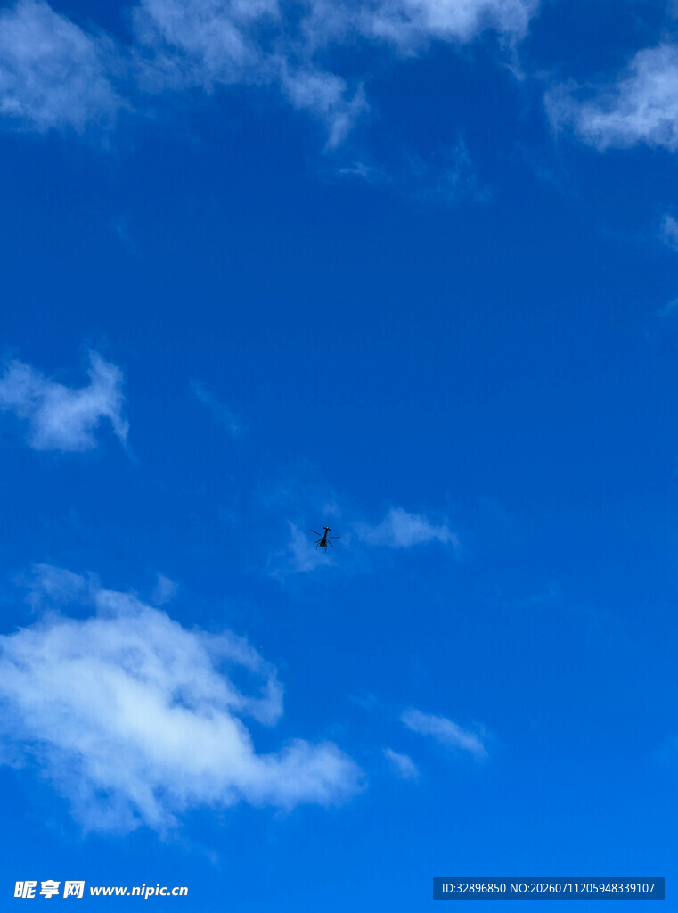 蓝天白云