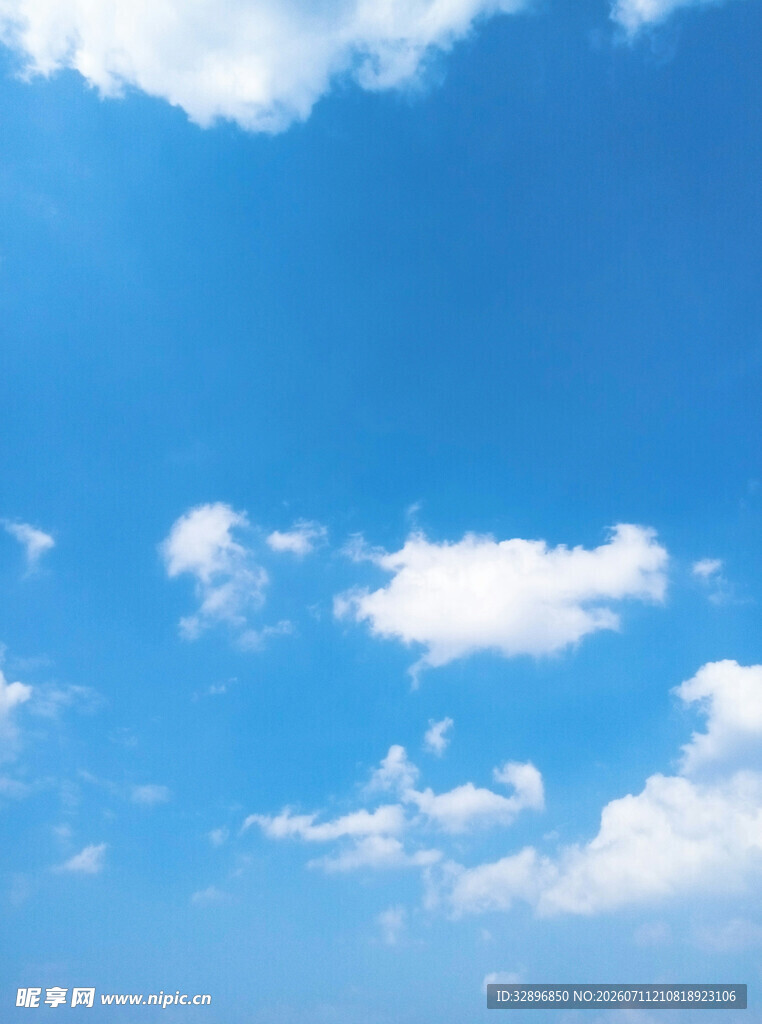 晴朗蓝天