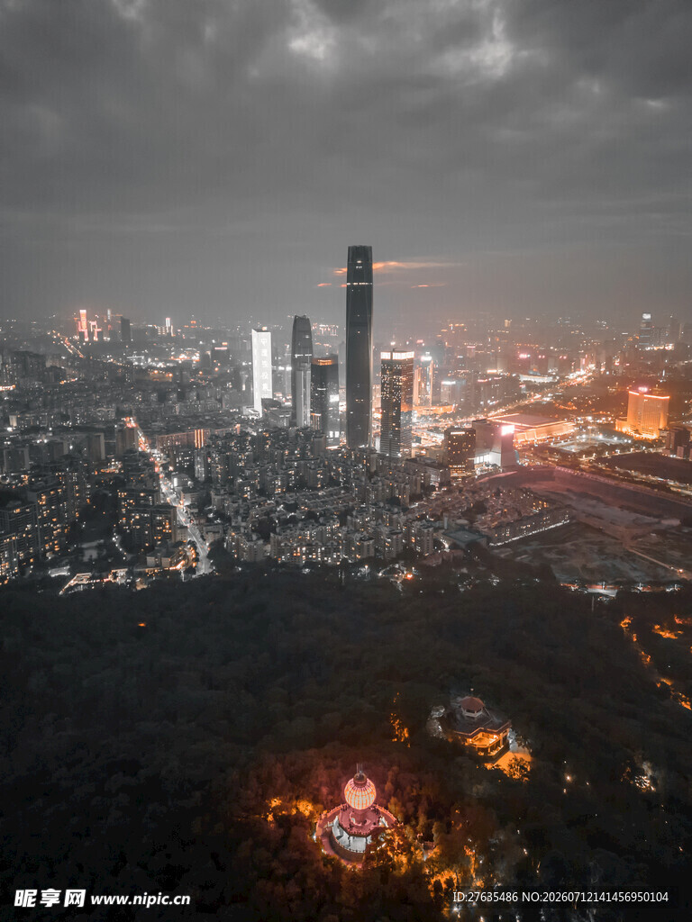 城市夜幕下的璀璨灯火