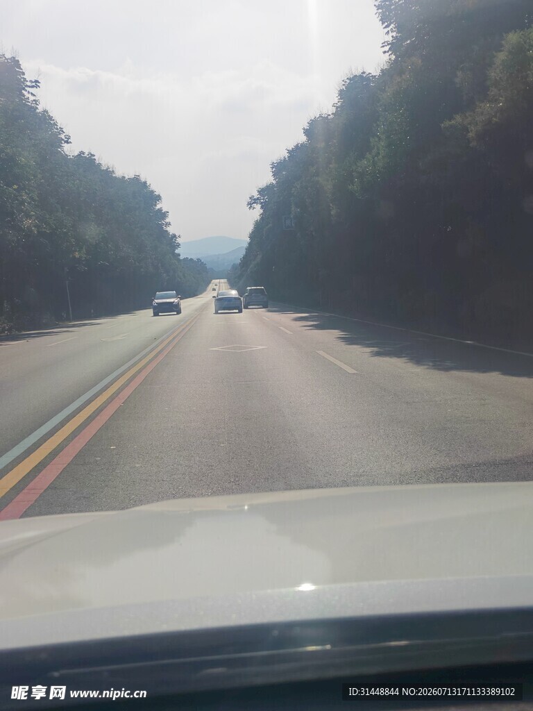 公路行车视角