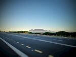宽阔公路伸向远方