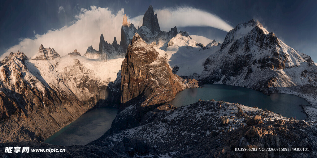 壮丽雪山景观
