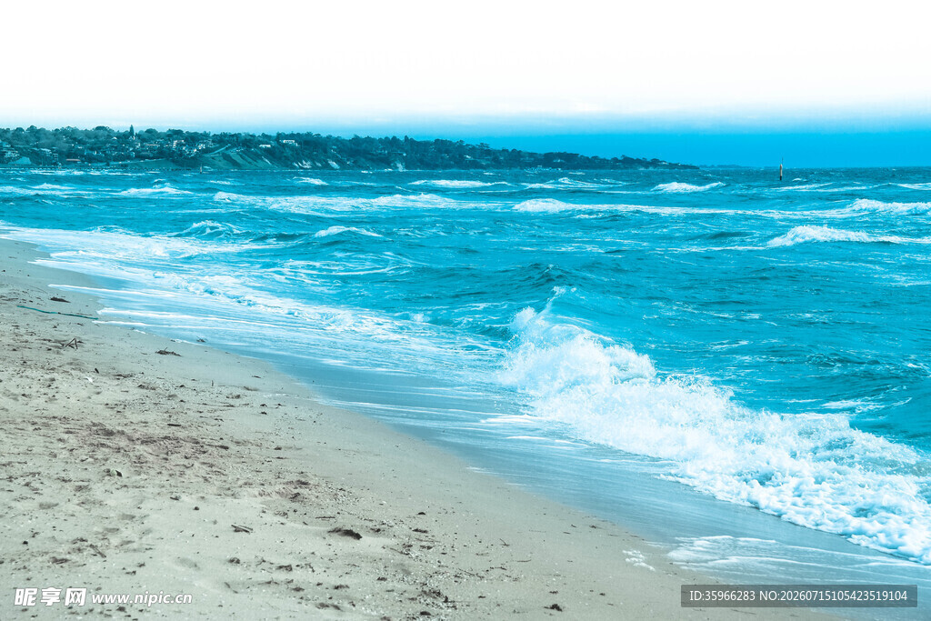 美丽海滨沙滩海浪景观