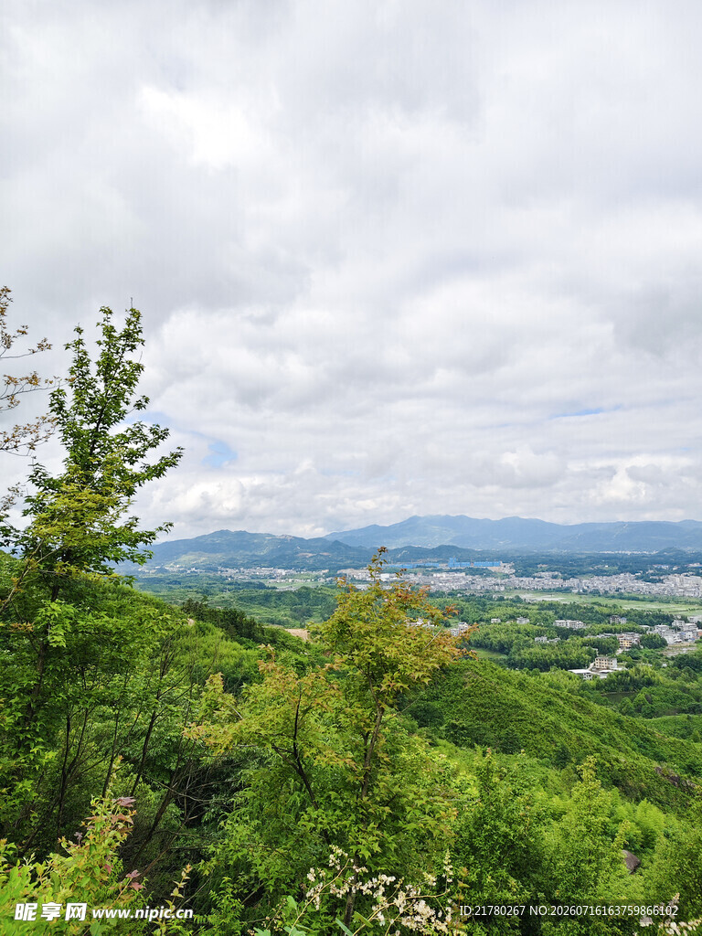 远山美景