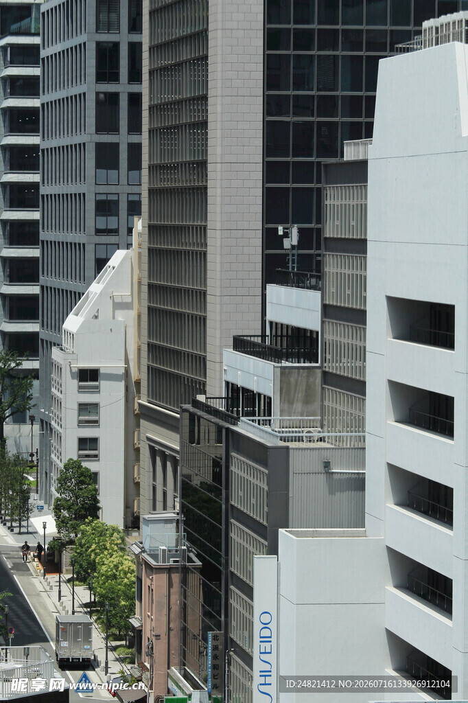 城市高楼景象