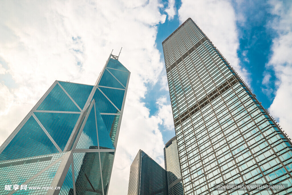 都市摩天大楼仰视景观
