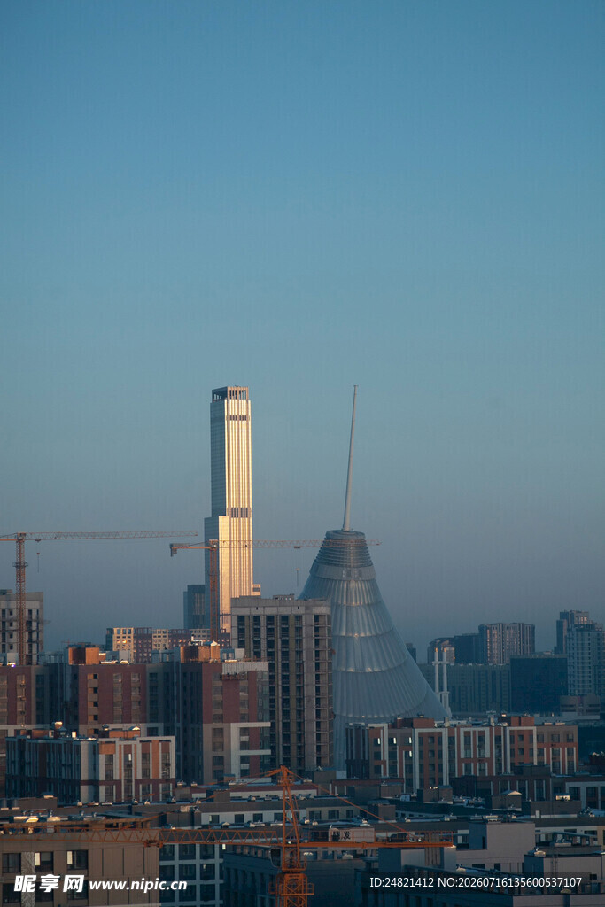 城市天际线中的高楼景观